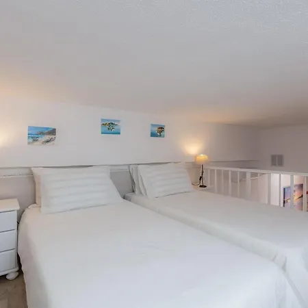 Bellevue By The Sea - Oceanfront For 4 With Stunning Views At Dona Ana *