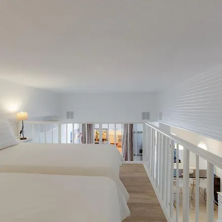 Apartment Bellevue By The Sea - Oceanfront For 4 With Stunning Views At Dona Ana